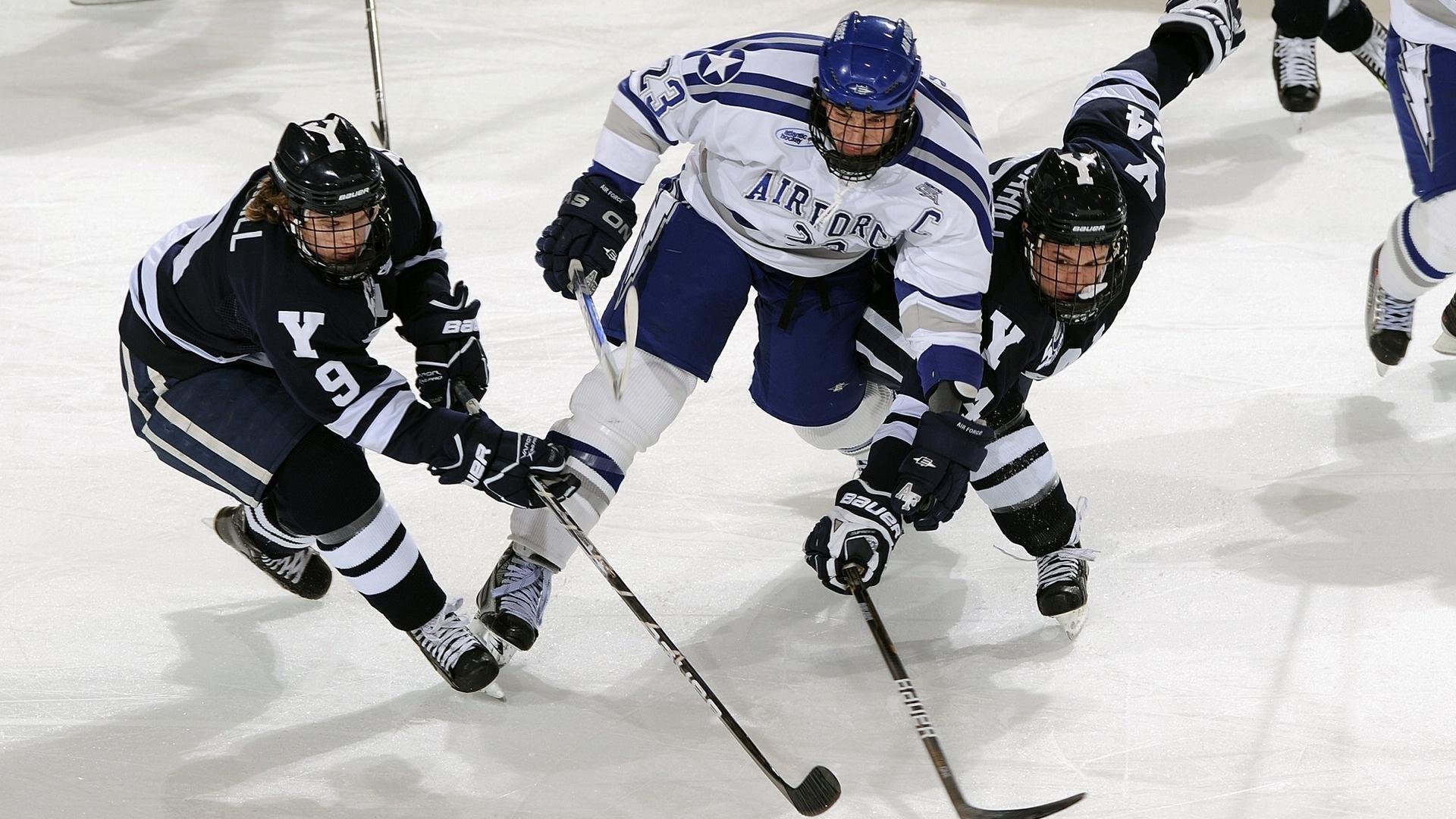 沃克三分雨席卷联盟！三节10记三分刷新历史，魔兽之后再现爆发奇迹